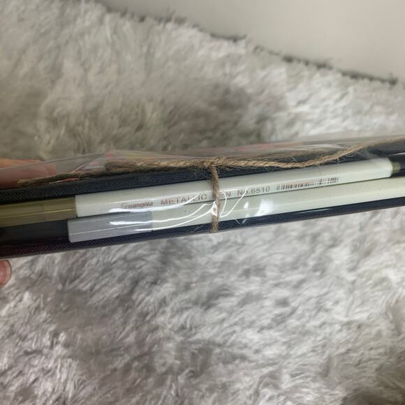 New in Package Photo Album Scrap Book Guest Book Black 10 x 10 - Picture 3 of 3